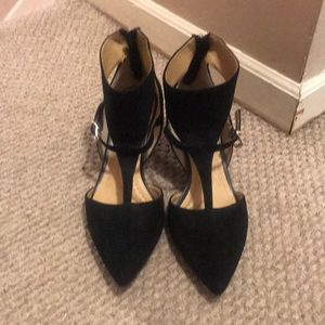 Unique Ellen Tracy Shoes
